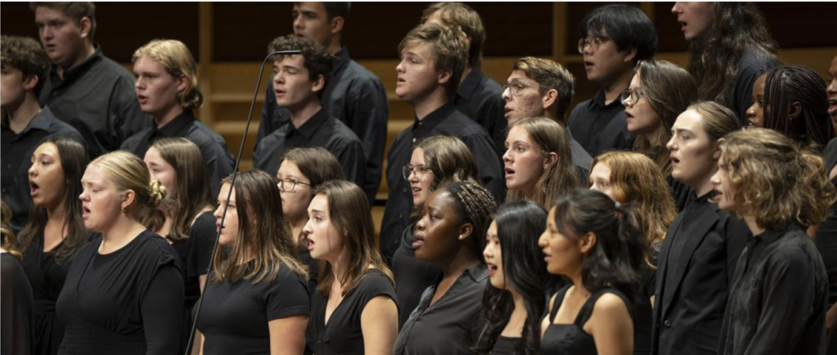 Let All the World In Every Corner Sing: Calvin University Cappella Choir