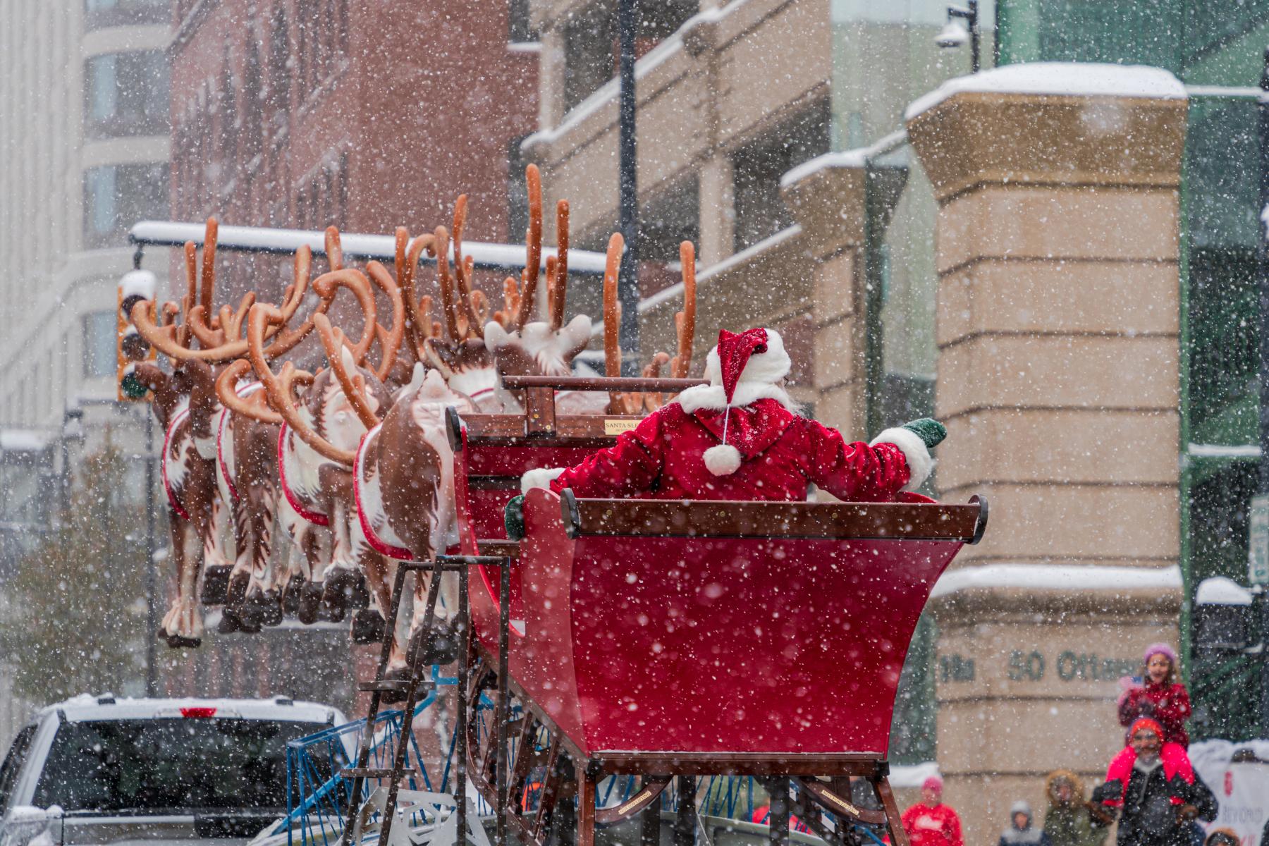 Grand Rapids Santa Parade & Tree Lighting