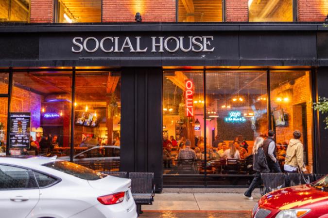 Social House