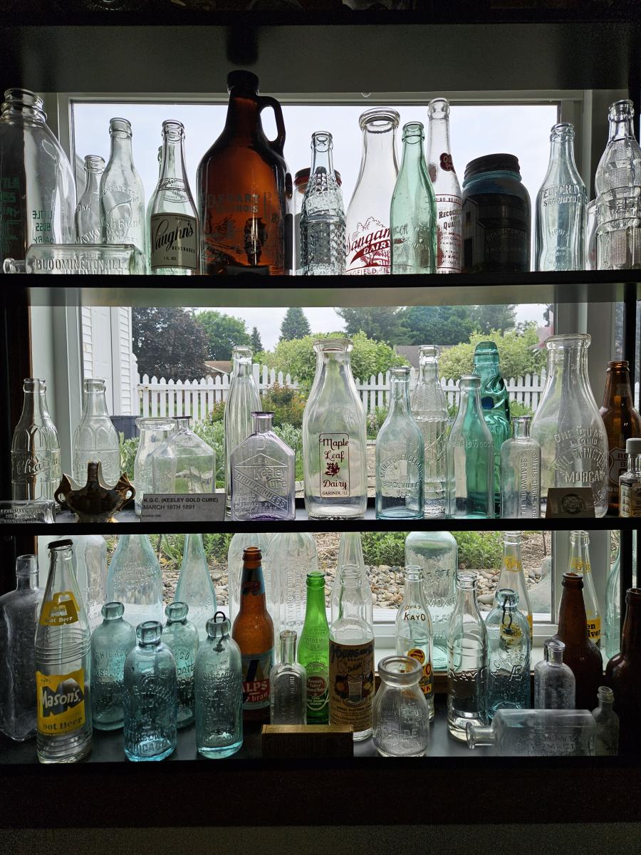 West Michigan Antique Bottle Club 35th Show