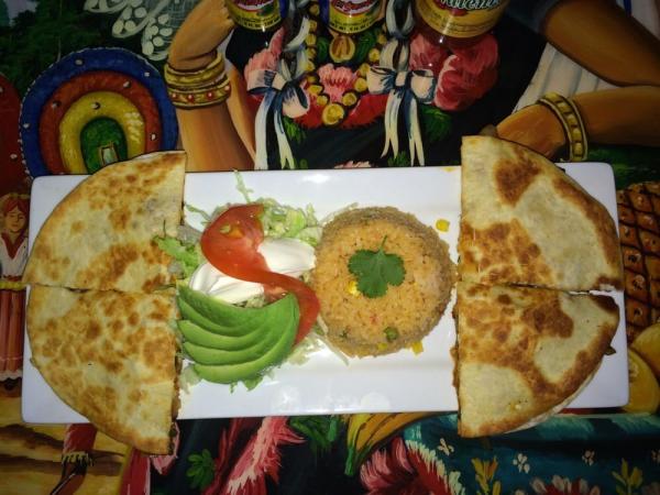 El Olmeca Mexican Cantina